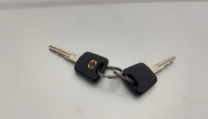 2015 Datsun Go T, Petrol, Manual, 48,646 km, Key Close Up