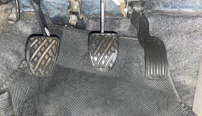 2015 Datsun Go T, Petrol, Manual, 48,646 km, Pedals