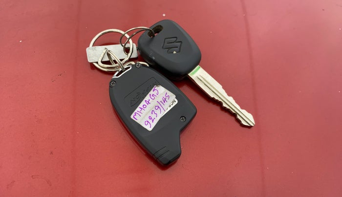 2014 Maruti Wagon R 1.0 LXI CNG, CNG, Manual, 40,097 km, Key Close Up