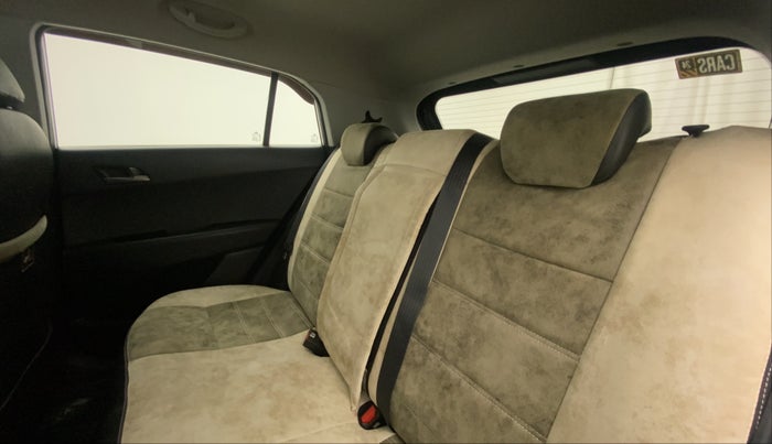 2018 Hyundai Creta SX PLUS 1.6 PETROL DUAL TONE, Petrol, Manual, 50,896 km, Right Side Rear Door Cabin