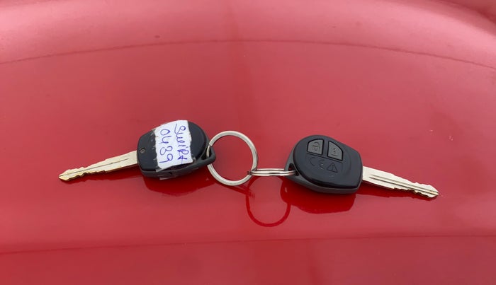 2018 Maruti Swift VXI AMT, Petrol, Automatic, 46,412 km, Key Close Up