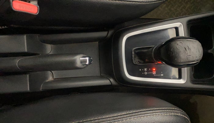 2018 Maruti Swift VXI AMT, Petrol, Automatic, 46,412 km, Gear Lever