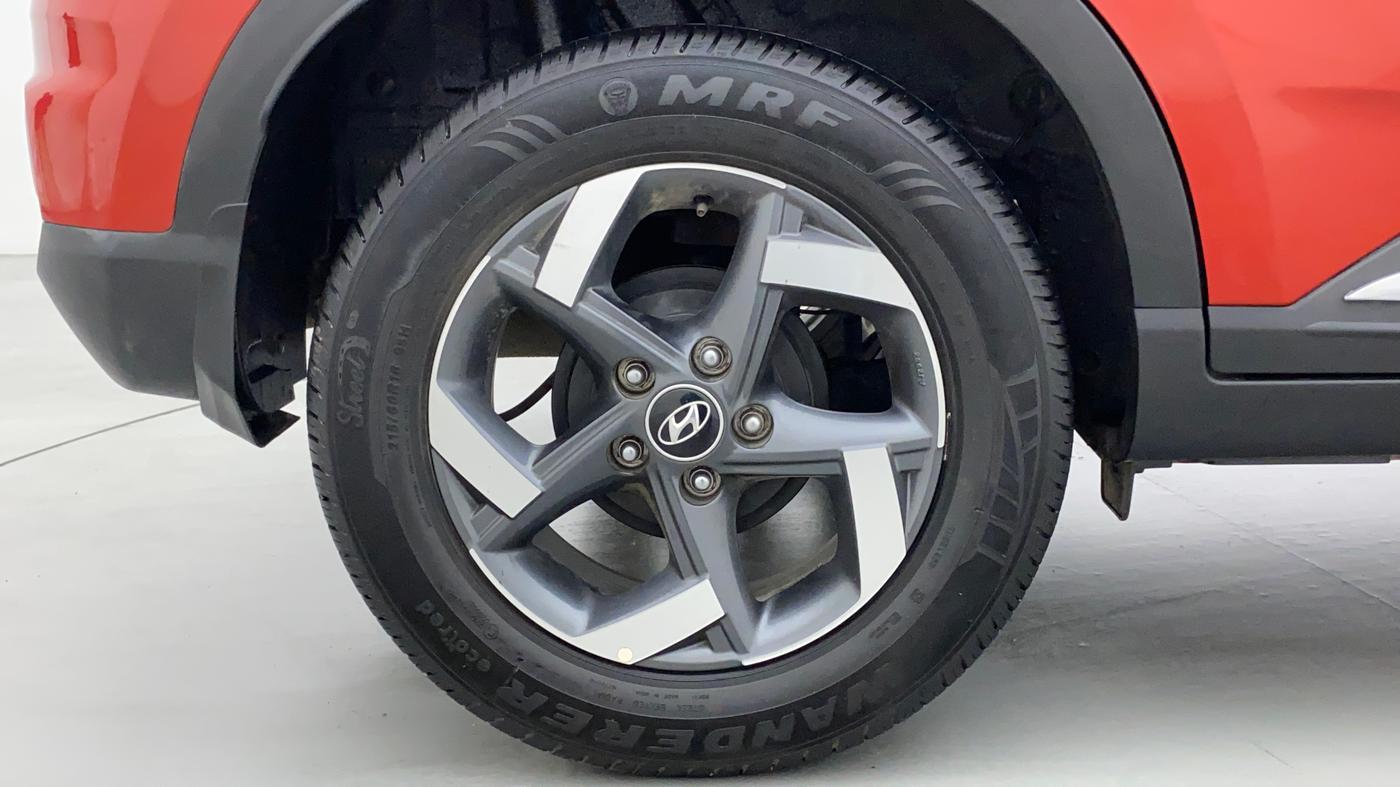 2020 Hyundai VENUE SX 1.0 TURBO, Petrol, Manual, 23,358 km, Right Rear Wheel