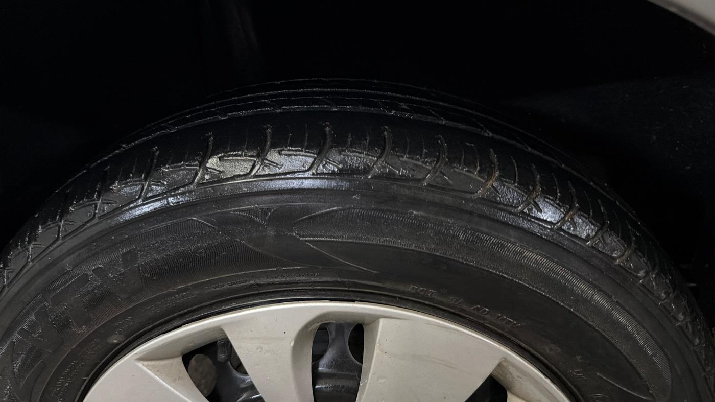 2017 Maruti Baleno DELTA PETROL 1.2, Petrol, Manual, 50,569 km, Right Rear Tyre Tread