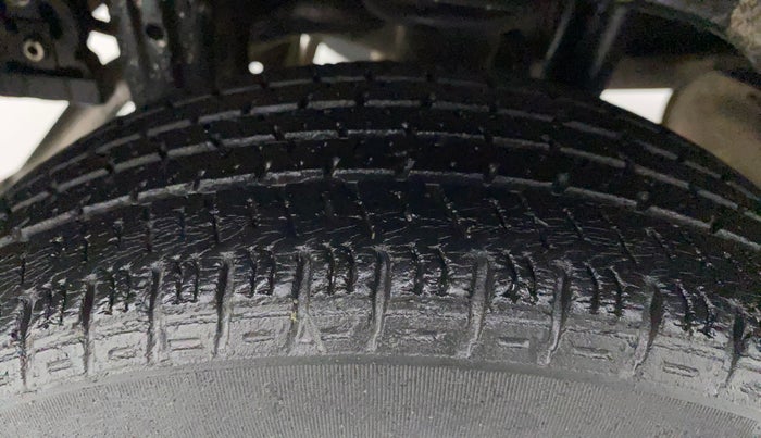 2014 Maruti Alto K10 VXI, Petrol, Manual, 40,416 km, Right Rear Tyre Tread