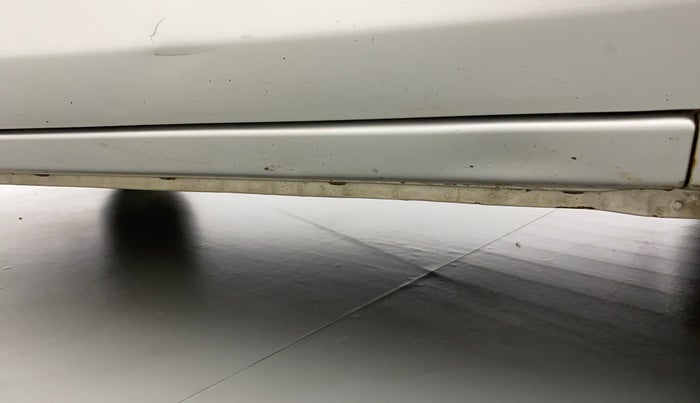 2014 Maruti Alto K10 VXI, Petrol, Manual, 40,416 km, Right running board - Slightly rusted