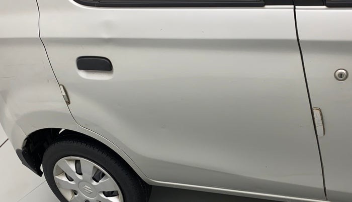 2014 Maruti Alto K10 VXI, Petrol, Manual, 40,416 km, Right rear door - Minor scratches