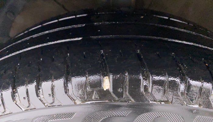 2021 Maruti Dzire ZXI, Petrol, Manual, 54,964 km, Left Front Tyre Tread