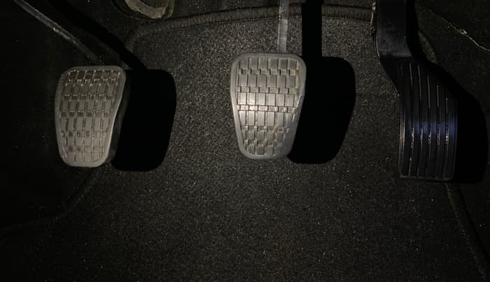 2018 Tata NEXON XM PETROL, Petrol, Manual, 71,164 km, Pedals
