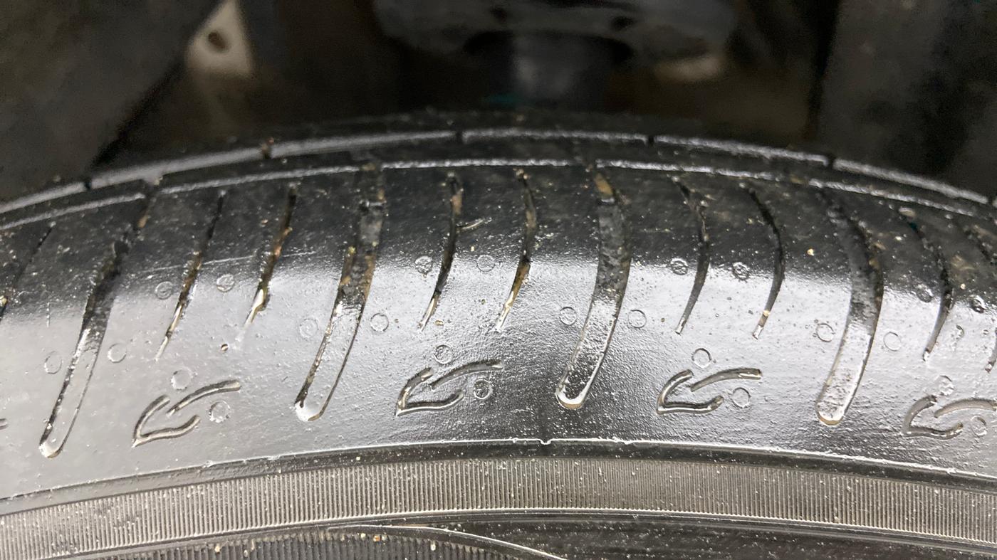 2023 Maruti BREZZA ZXI SMART HYBRID , Petrol, Manual, 6,604 km, Left Front Tyre Tread