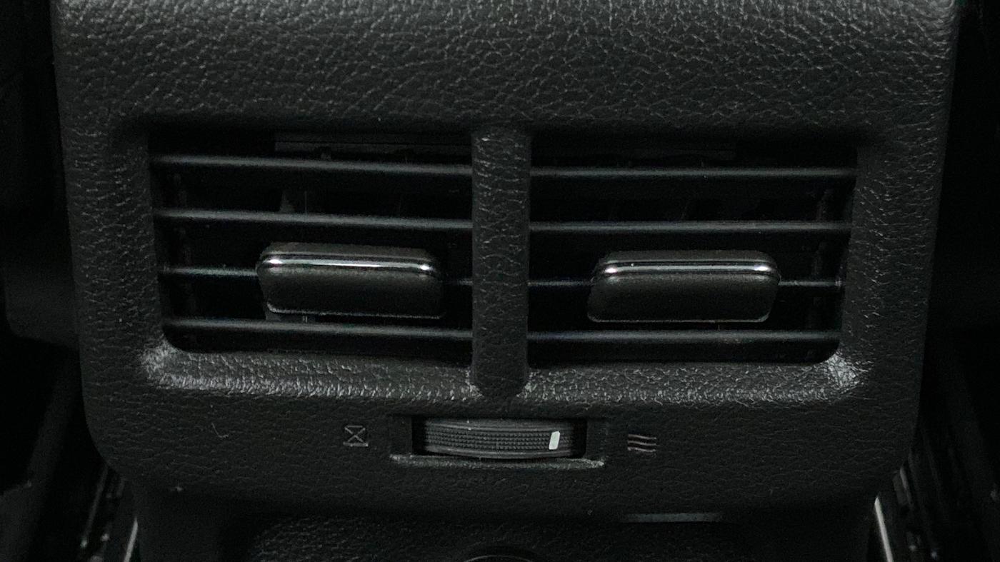 2023 Maruti BREZZA ZXI SMART HYBRID , Petrol, Manual, 6,604 km, Rear AC Vents