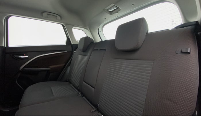 2023 Maruti BREZZA ZXI SMART HYBRID , Petrol, Manual, 6,604 km, Right Side Rear Door Cabin