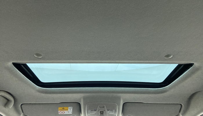 2023 Maruti BREZZA ZXI SMART HYBRID , Petrol, Manual, 6,604 km, Moonroof/ Sunroof