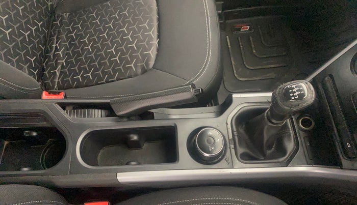 2020 Tata NEXON XM PETROL, Petrol, Manual, 80,137 km, Gear Lever