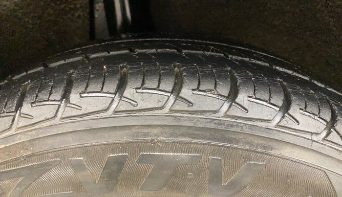 2017 Maruti Baleno DELTA PETROL 1.2, Petrol, Manual, 32,412 km, Right Rear Tyre Tread