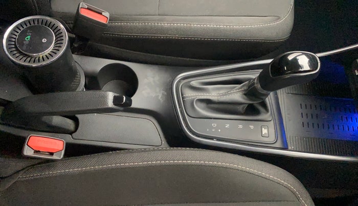 2020 Hyundai NEW I20 ASTA 1.2 AT, Petrol, Automatic, 8,908 km, Gear Lever