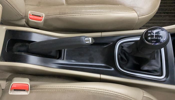2018 Maruti Ciaz ALPHA 1.4 PETROL, Petrol, Manual, 62,703 km, Gear Lever