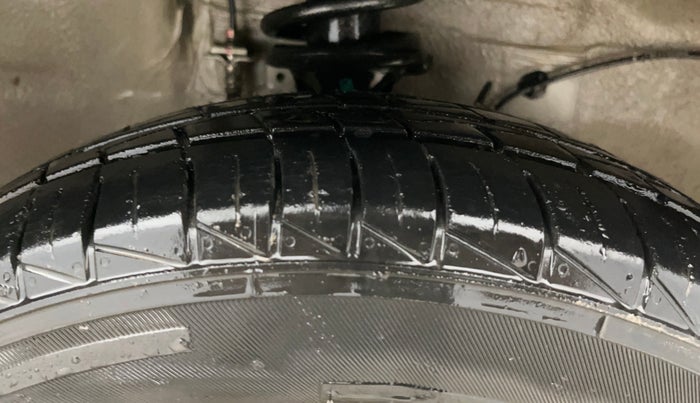 2020 Maruti Alto VXI, Petrol, Manual, 6,421 km, Right Front Tyre Tread