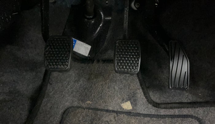 2020 Maruti Alto VXI, Petrol, Manual, 6,421 km, Pedals