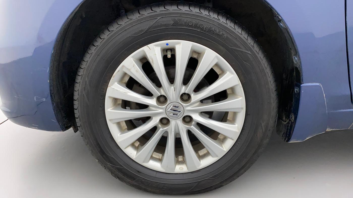 2017 Maruti Ciaz ZETA 1.4  AT PETROL, Petrol, Automatic, 29,479 km, Left Front Wheel