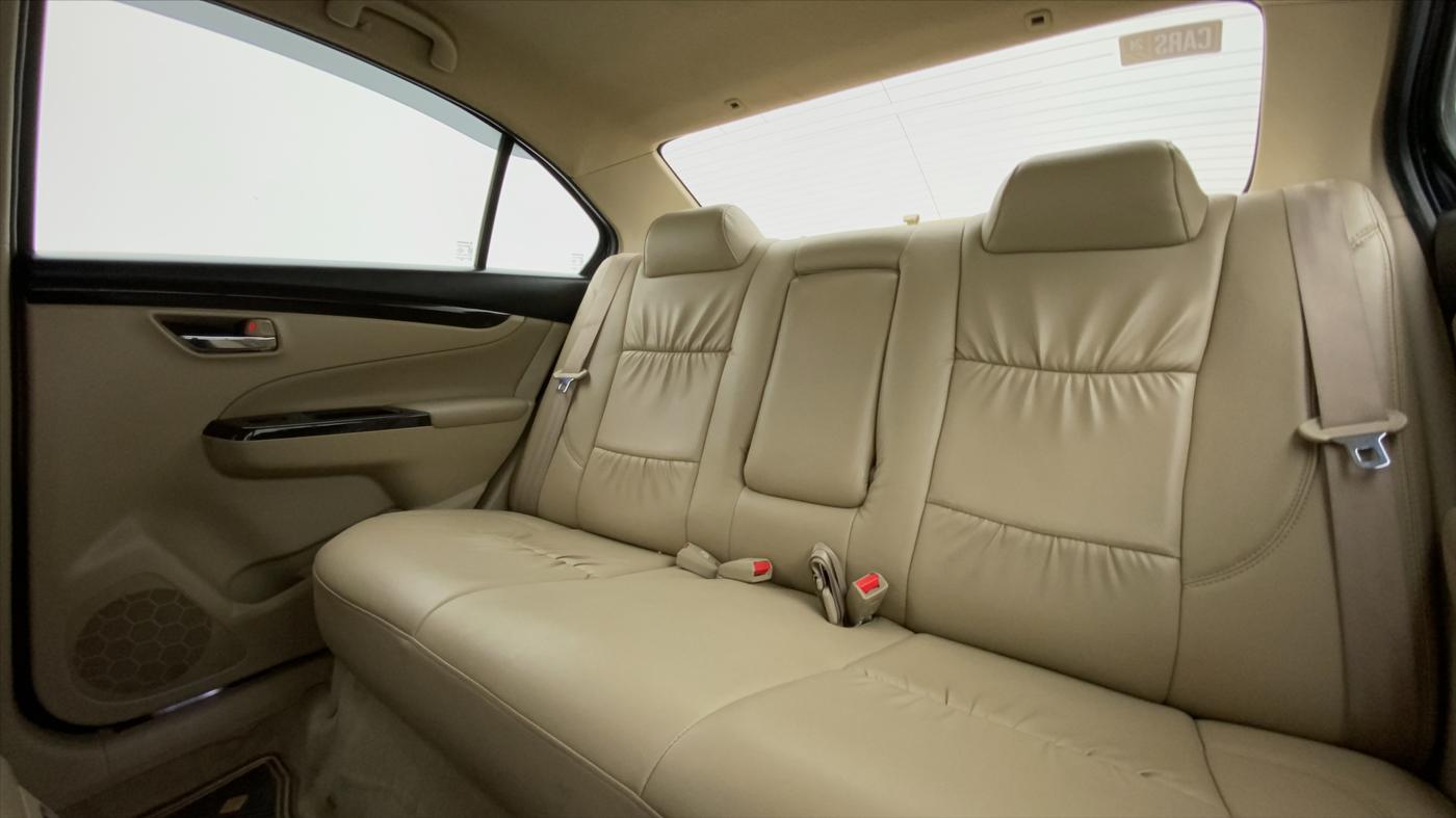2017 Maruti Ciaz ZETA 1.4  AT PETROL, Petrol, Automatic, 29,479 km, Right Side Rear Door Cabin