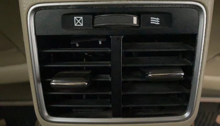2017 Maruti Ciaz ZETA 1.4  AT PETROL, Petrol, Automatic, 29,479 km, Rear AC Vents