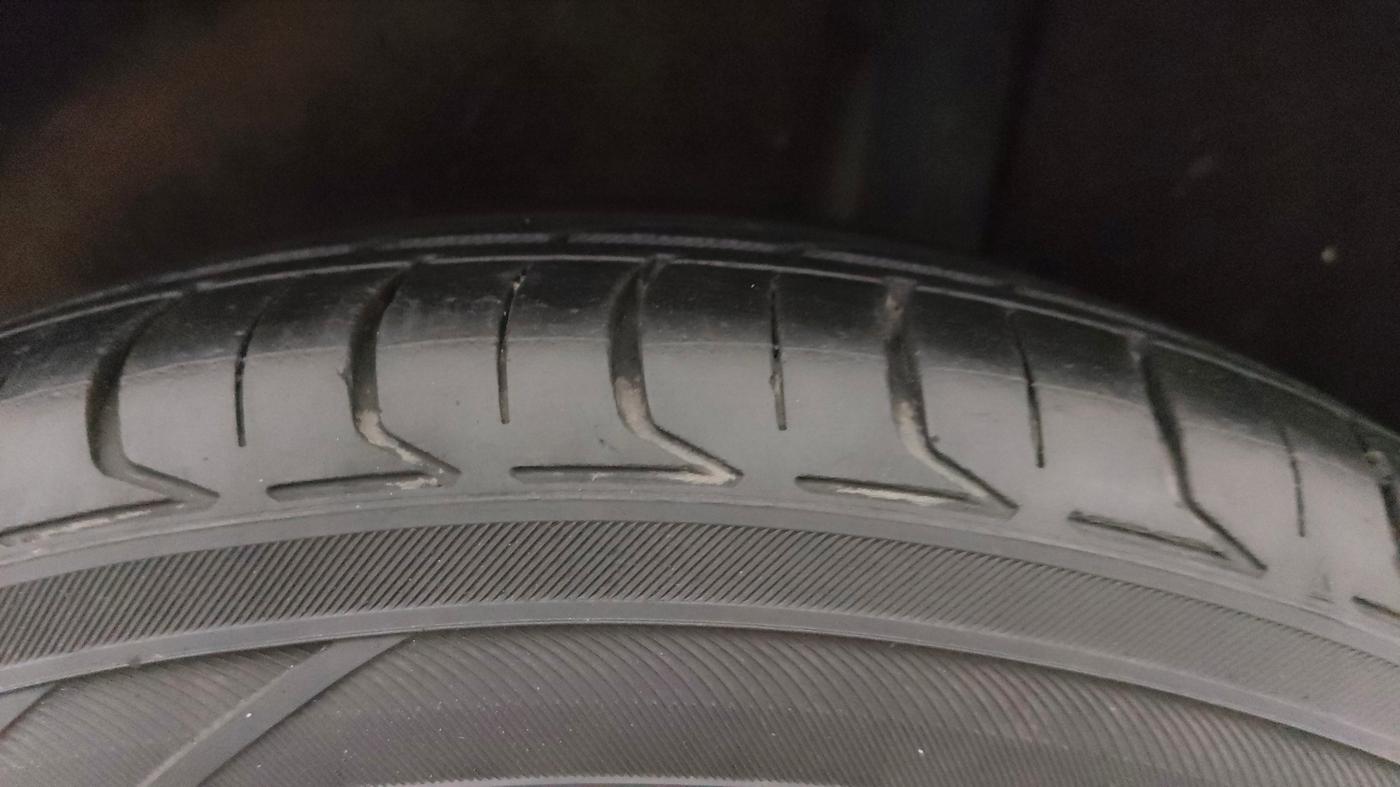 2019 Ford Ecosport TITANIUM + 1.5L DIESEL, Diesel, Manual, 98,479 km, Left Rear Tyre Tread