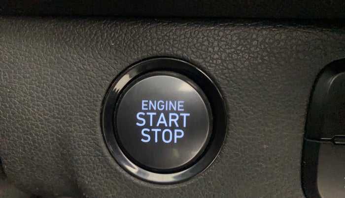 2020 Hyundai VENUE SX 1.0 (O) TURBO IMT DUAL TONE, Petrol, Manual, 67,344 km, Keyless Start/ Stop Button