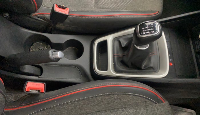 2020 Hyundai VENUE SX 1.0 (O) TURBO IMT DUAL TONE, Petrol, Manual, 67,344 km, Gear Lever