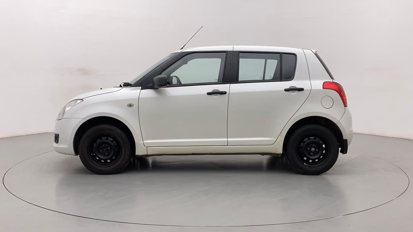 2011 Maruti Swift VXI, Petrol, Manual, 1,04,295 km, Left Side