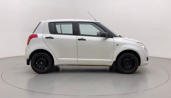 2011 Maruti Swift VXI, Petrol, Manual, 1,04,295 km, Right Side View