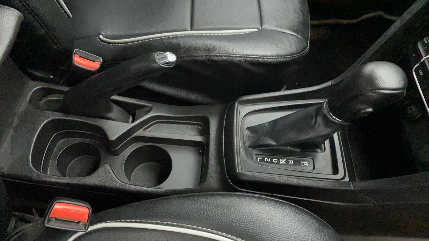 2022 Maruti Vitara Brezza VXI AT SHVS, Petrol, Automatic, 17,941 km, Gear Lever