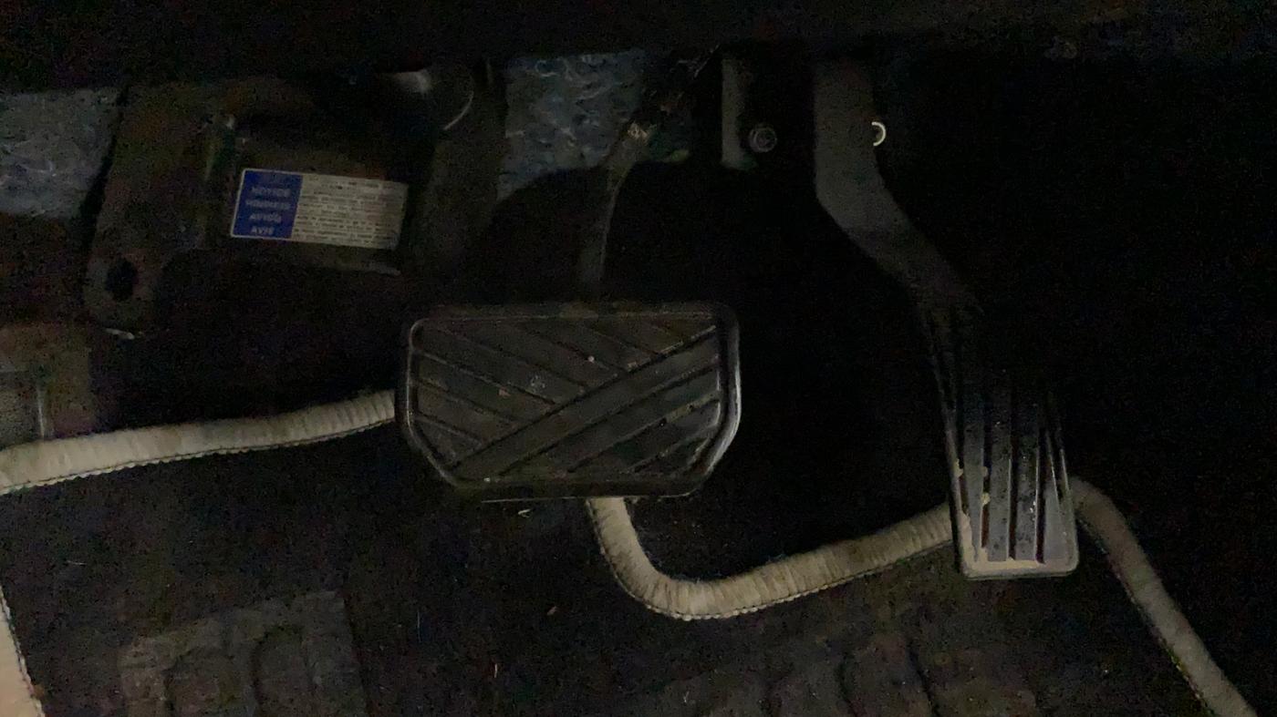 2022 Maruti Vitara Brezza VXI AT SHVS, Petrol, Automatic, 17,941 km, Pedals