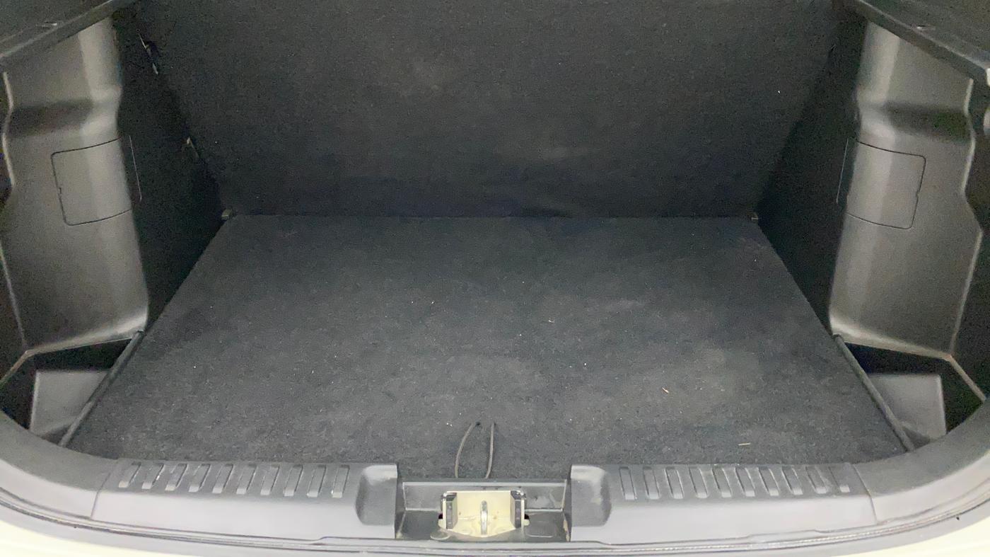 2022 Maruti Vitara Brezza VXI AT SHVS, Petrol, Automatic, 17,941 km, Boot Inside