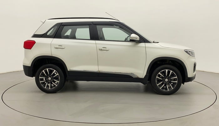 2022 Maruti Vitara Brezza VXI AT SHVS, Petrol, Automatic, 17,941 km, Right Side View