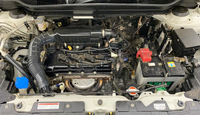 2022 Maruti Vitara Brezza VXI AT SHVS, Petrol, Automatic, 17,941 km, Open Bonet