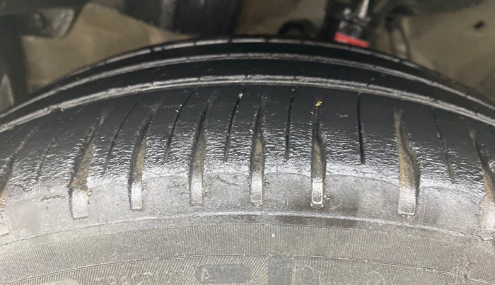 2015 Honda City 1.5L I-VTEC V MT, Petrol, Manual, 81,130 km, Left Front Tyre Tread