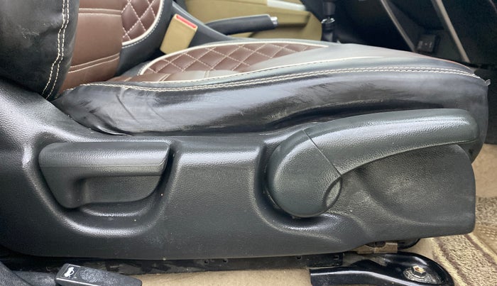 2015 Honda City 1.5L I-VTEC V MT, Petrol, Manual, 81,130 km, Driver Side Adjustment Panel