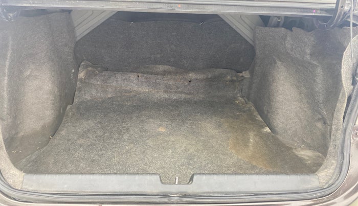 2015 Honda City 1.5L I-VTEC V MT, Petrol, Manual, 81,130 km, Boot Inside