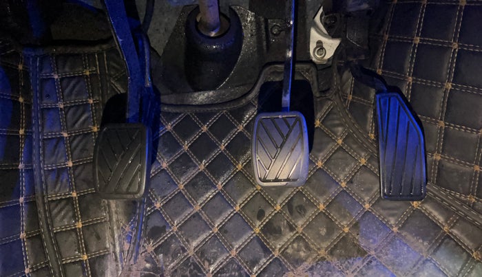 2022 Maruti Celerio VXI CNG, CNG, Manual, 42,847 km, Pedals