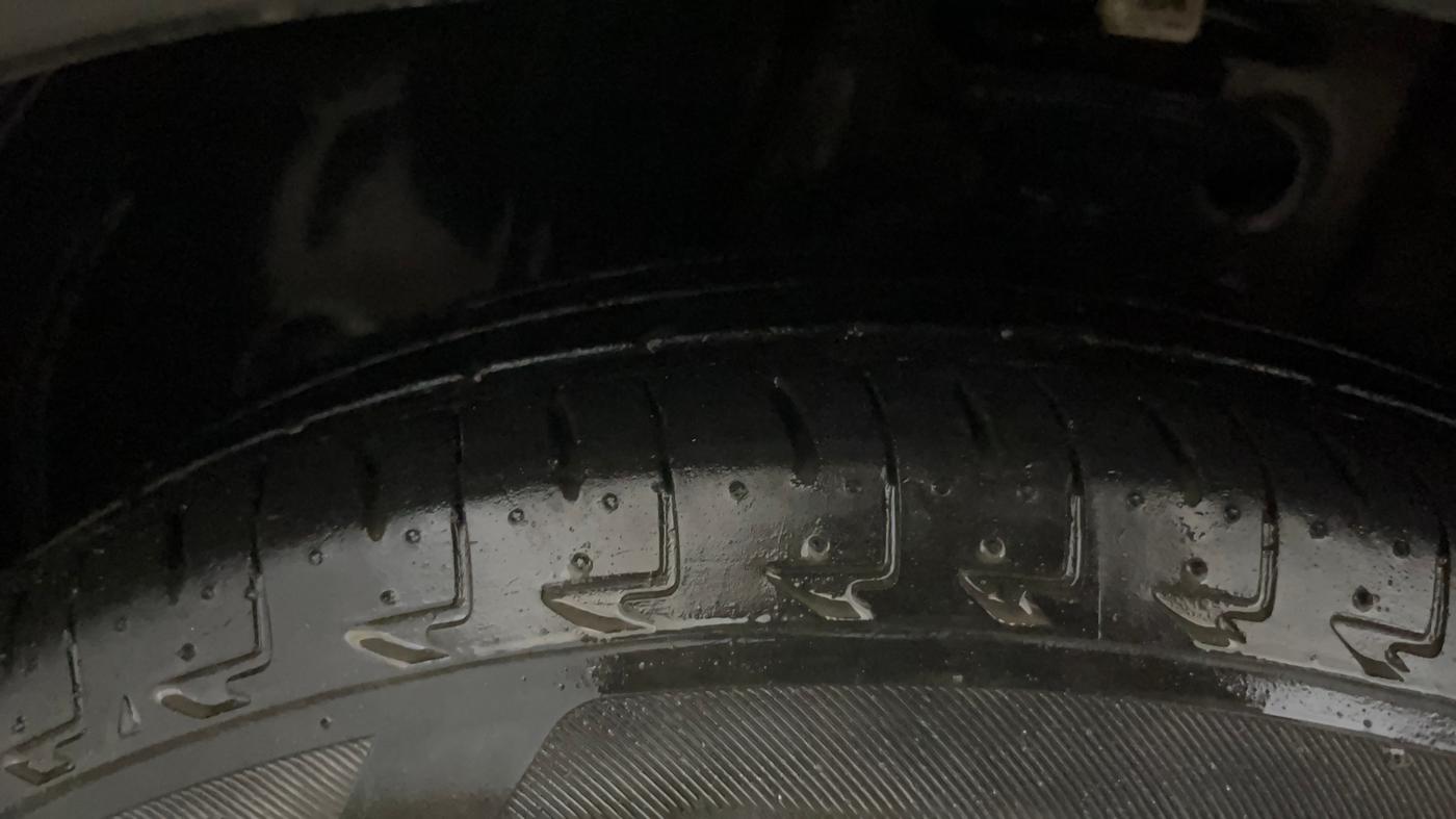 2022 Maruti Celerio VXI CNG, CNG, Manual, 42,927 km, Left Front Tyre Tread