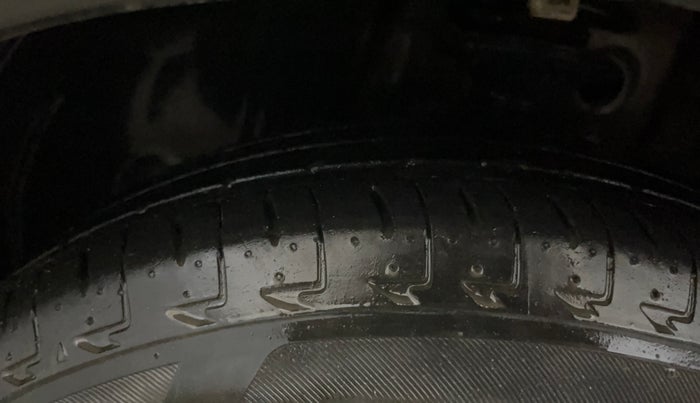 2022 Maruti Celerio VXI CNG, CNG, Manual, 42,847 km, Left Front Tyre Tread