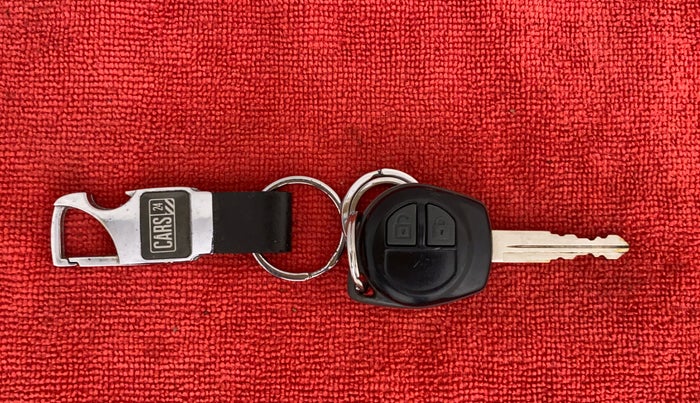 2017 Maruti Swift VXI, Petrol, Manual, 9,912 km, Key Close Up