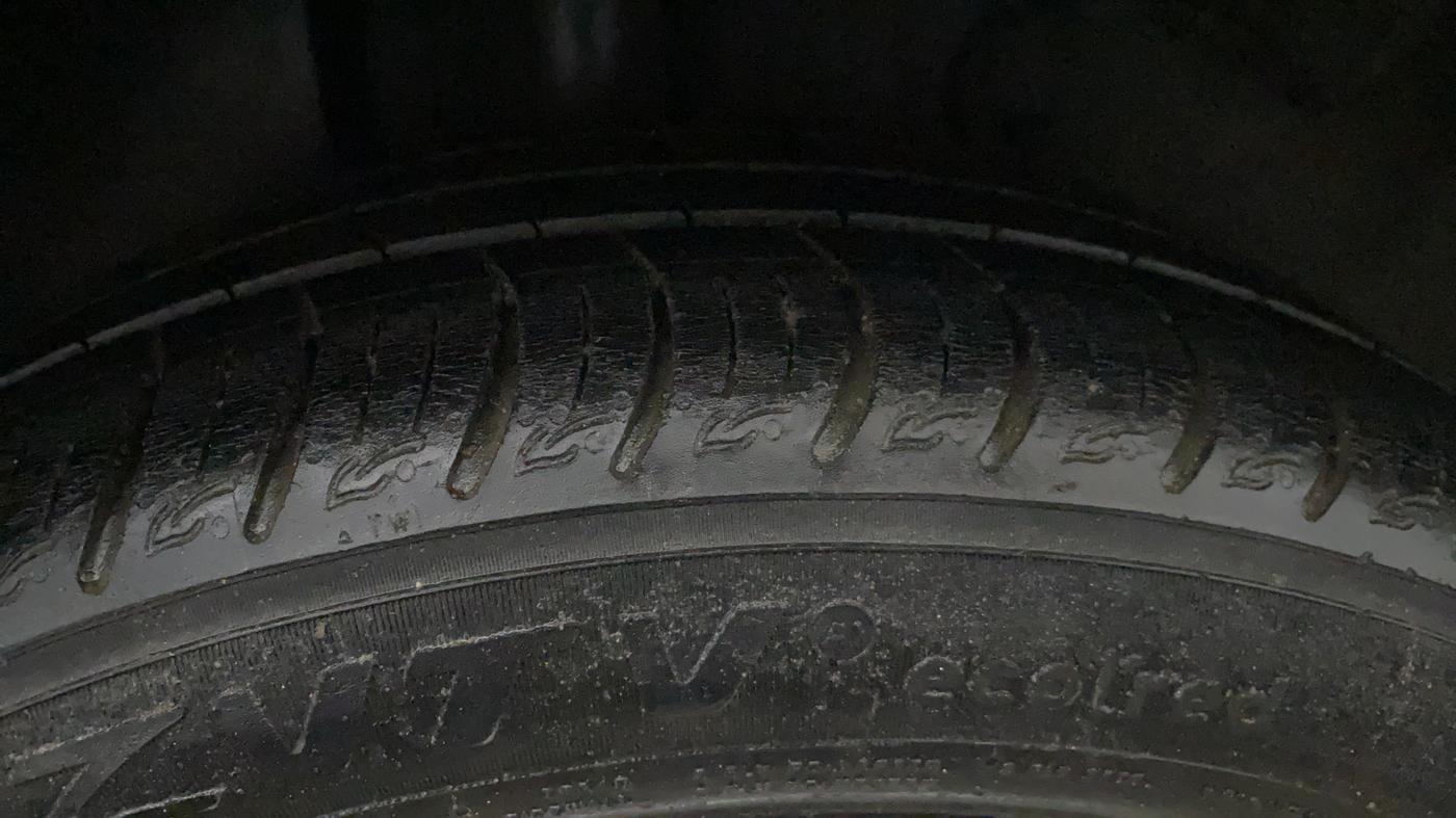 2022 Tata ALTROZ XM PLUS PETROL, CNG, Manual, 58,586 km, Right Rear Tyre Tread