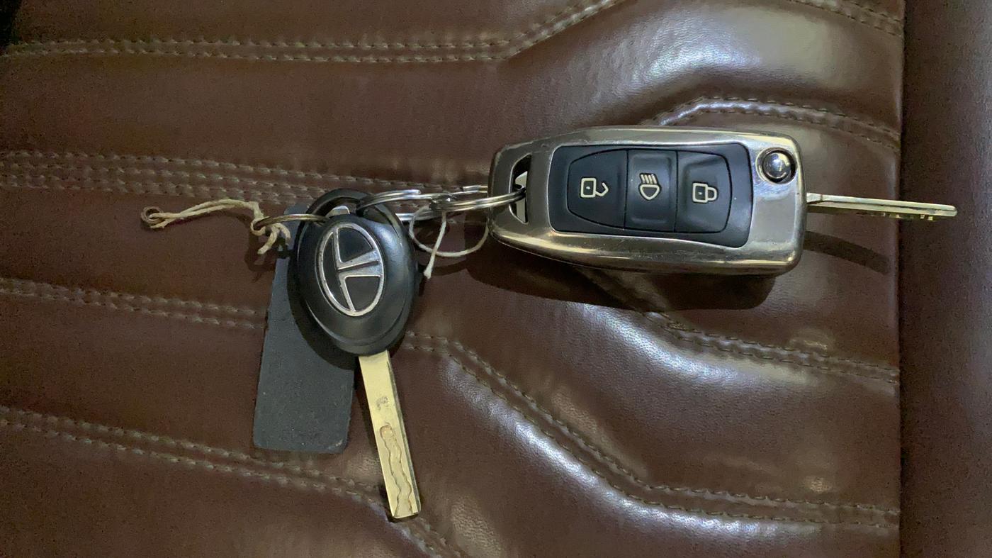 2022 Tata ALTROZ XM PLUS PETROL, CNG, Manual, 58,586 km, Key Close Up