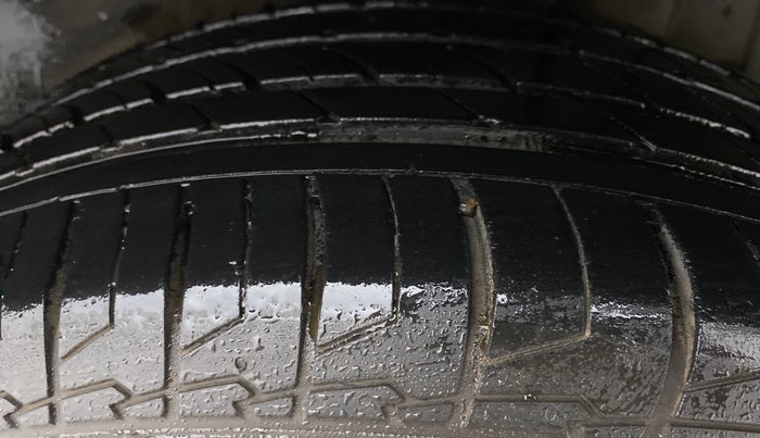 2020 Maruti S Cross ALPHA 1.5, Petrol, Manual, 21,540 km, Left Rear Tyre Tread