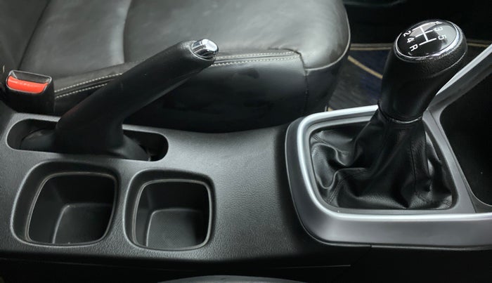 2020 Maruti S Cross ALPHA 1.5, Petrol, Manual, 21,540 km, Gear Lever