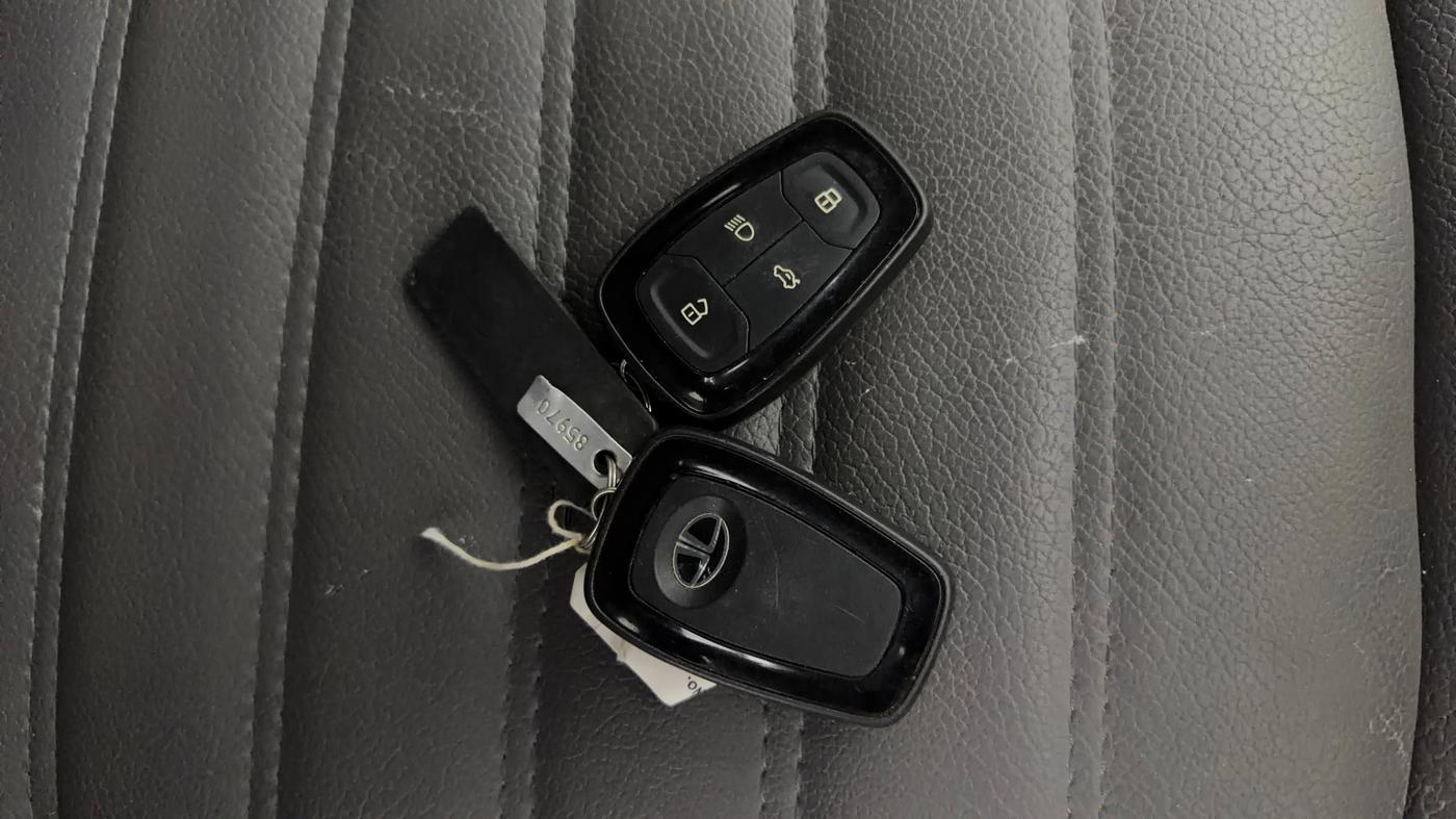 2022 Tata TIGOR XZ CNG, CNG, Manual, 78,340 km, Key Close Up