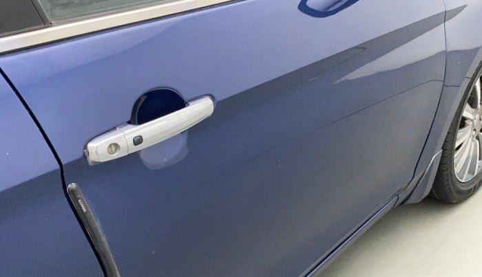 2018 Maruti Ciaz ALPHA DIESEL 1.3, Diesel, Manual, 94,027 km, Driver-side door - Slightly dented
