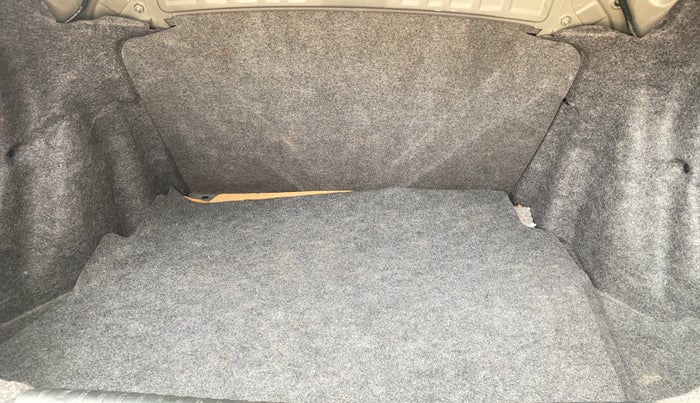 2015 Honda Amaze 1.2L I-VTEC SX, Petrol, Manual, 63,953 km, Boot Inside